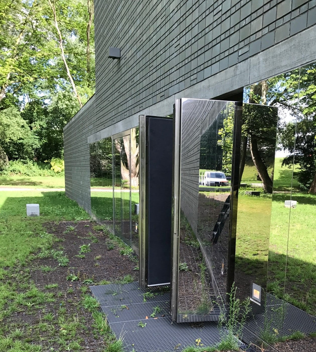 Blastproof special double leaf hinged doors